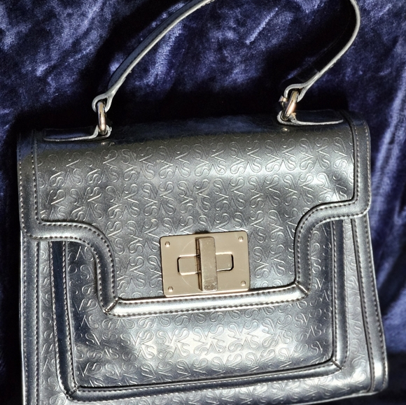 Silver Embossed Handbag - Picture 1 of 6